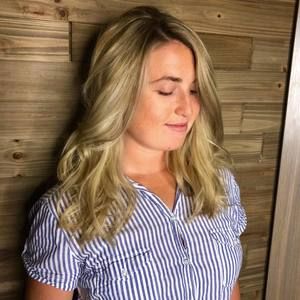 Meet your Posher, Lily